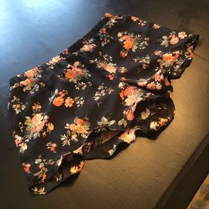 JACK Floral shorts